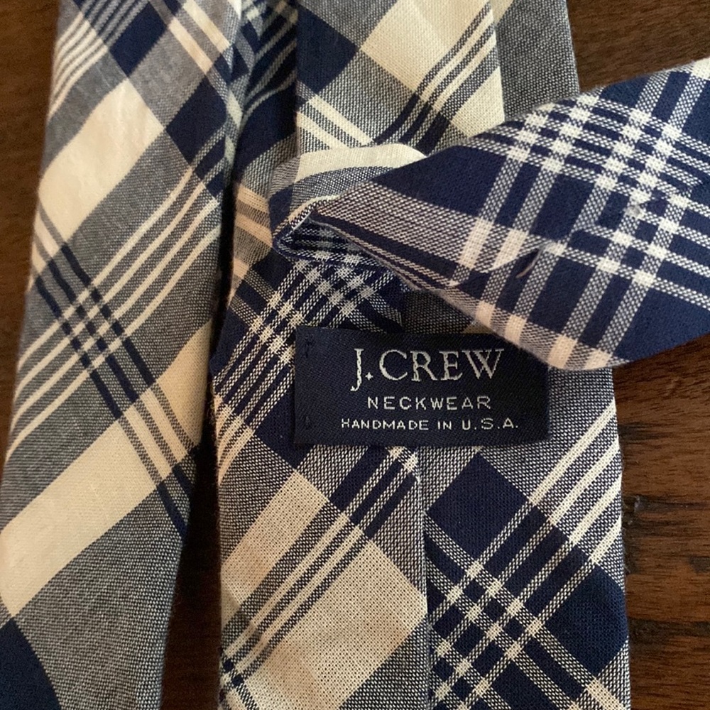 JCrew 100% cotton plaid tie. Made in USA navy+bone, terrific for summer weddings